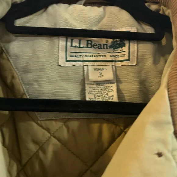 L.L. Bean Olive Khaki Field Jacket with Brown Corduroy Collar vintage from 90s - Picture 2 of 10